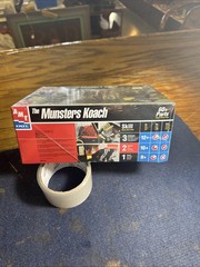 1999 AMT/ERTL: The Munsters Koach Model Kit *Factory Sealed* NOS 1:25 KEY 🔥