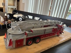 1/25 Built AMT American Lafrance Custom Ladder Build
