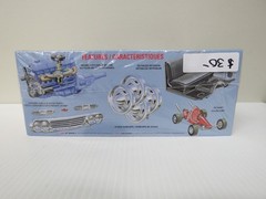 AMT 1960 Chevy Fleetside Pickup with Go Kart 1:25 – NEW – Free Shipping