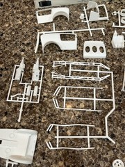 AMT DENNY MCLAIN’S HORSE HIDE HAULER ORIGINAL KIT!! #T323! CIRCA 1970! VMCP!