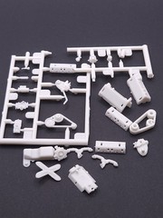 Moebius 1965 Chevrolet Chevy II Gasser 1:25 Model #2324 – PARTS – ENGINE PARTS