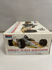 MONOGRAM INDY CAR SERIES MAC TOOL RACE CAR MODEL KIT 1:24 2792
