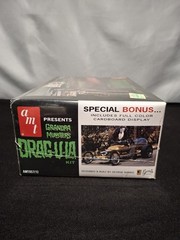 AMT The Munsters Drag-U-La 1/25 Model Kit George Barris Retro Deluxe Sealed