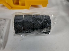 Toyota Land Cruiser 4×4 4 Wheel Drive Nichimo 1:20 Model Kit Sealed Parts Bags