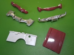 VINTAGE 1960 CHEV CORVETEE MODEL KIT UNKNOWN BRAND *PARTS ONLY*