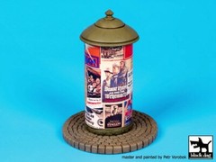 Black Dog 1/35 Poster Pillar Germany-Italy (Advertising Column w/Posters) D35049
