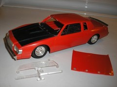 Vintage 1/24 NASCAR Buick Grand National Regal Red for Parts or Restore Free SH