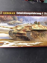 Trumpeter 1/35 German Entwicklungsfahrzeug E 25 #00383
