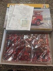 ITALERI 1:24 SCALE FIRE TRUCK FACTORY SEALED INSIDE KIT! CIRCA 2007! VMCP!