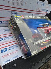 Revell ’32 Ford Street Rod 1:8 Scale Model Kit, New/opened Box