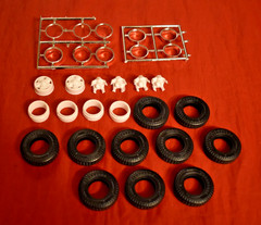 AMT Chevy Titan 90 Wheels and Firestone Tires 1/25