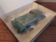 Highway Pioneers 1953 Jaguar XK-120 Historic Plastic 1:32 Car Model Kit – C111