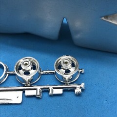 Halibrand 4 Hole SLOT Mag WHEELS W Chrome Back 1/2 Gasser 1:25 LBR Model Parts