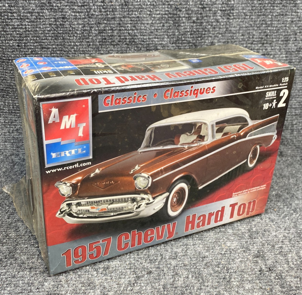 AMT ERTL 1957 Chevy Hard Top Model Kit 1:25 Scale Skill 2 NEW Sealed Box