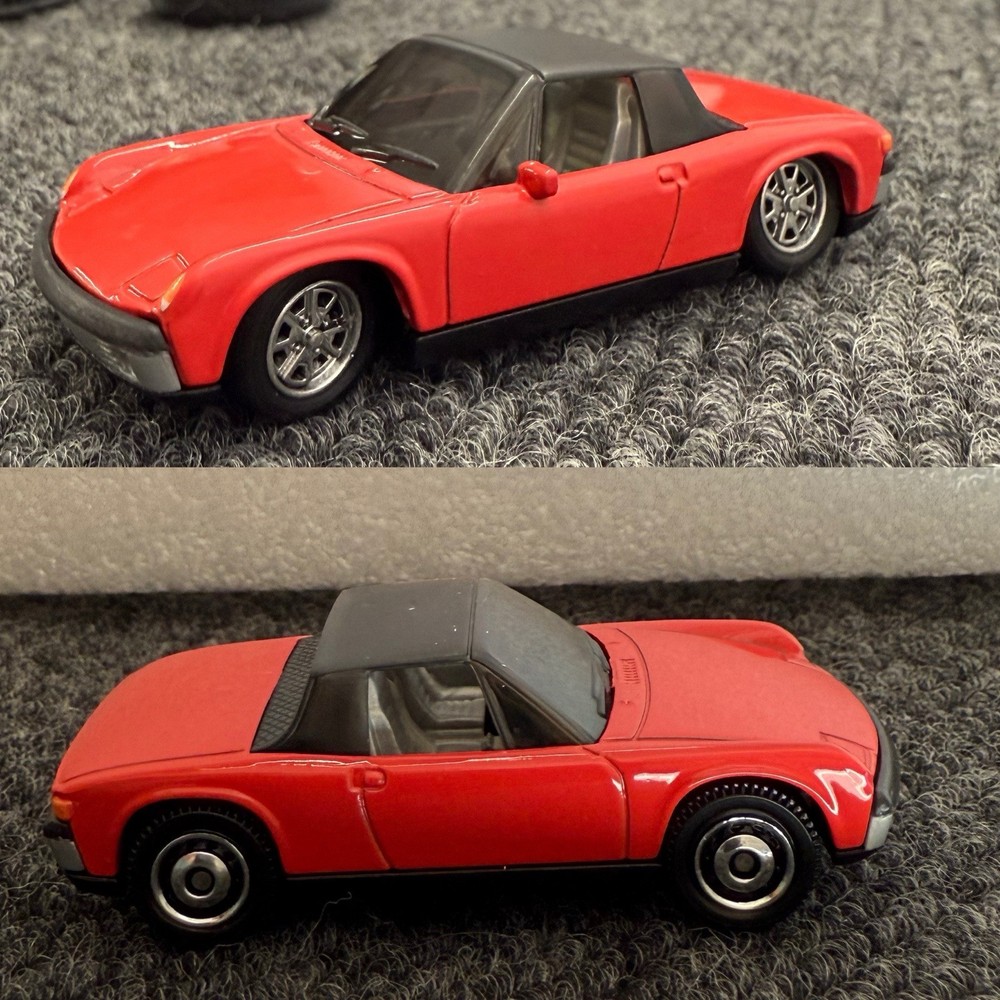 1:64 15″ Porsche 2.0 Liter wheels And Same Size Street Tires