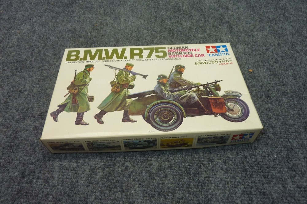 Tamiya 1:35 German BMW R75 and Side Car plus 4 crew men military