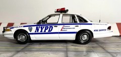 Nicely built 1/25 scale 1997 Ford Crown Victoria NYPD White Blue RMP READ