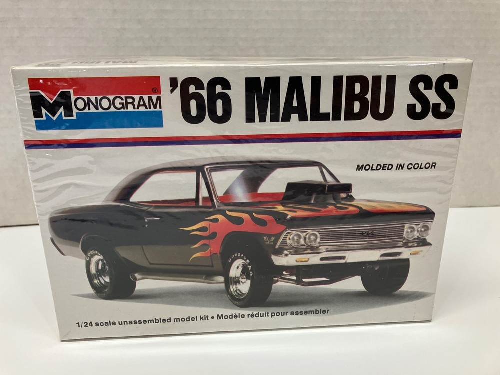 VINTAGE ORIGINAL ISSUE MONOGRAM 1/24 SCALE 1966 MALIBU SS SEALED MODEL KIT