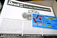 1:25 Revell Jeep Wrangler Rubicon Model Kit 85-4501 – Unbuilt in Open Box