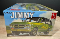 AMT 1972 GMC JIMMY RETRO DELUXE 1:25 SCALE KIT – FACTORY SEALED NEW