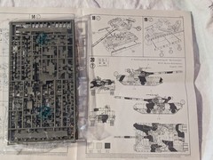 T-80 BV MBT Ukraine Modern WARSAW PACT plastic 1:72 NEW REVELL#03106