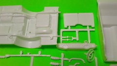 AMT 55 1955 Chevy Bel Air 1/25 Frame Axle Rear End Interior Tub Bench Seat Dash