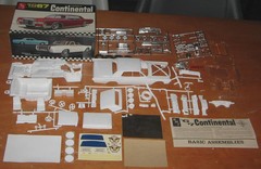 AMT 1/25 1967 LINCOLN CONTINENTAL