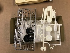 Vintage AMT 1960 Edsel 2260 Hardtop Model Car Kit