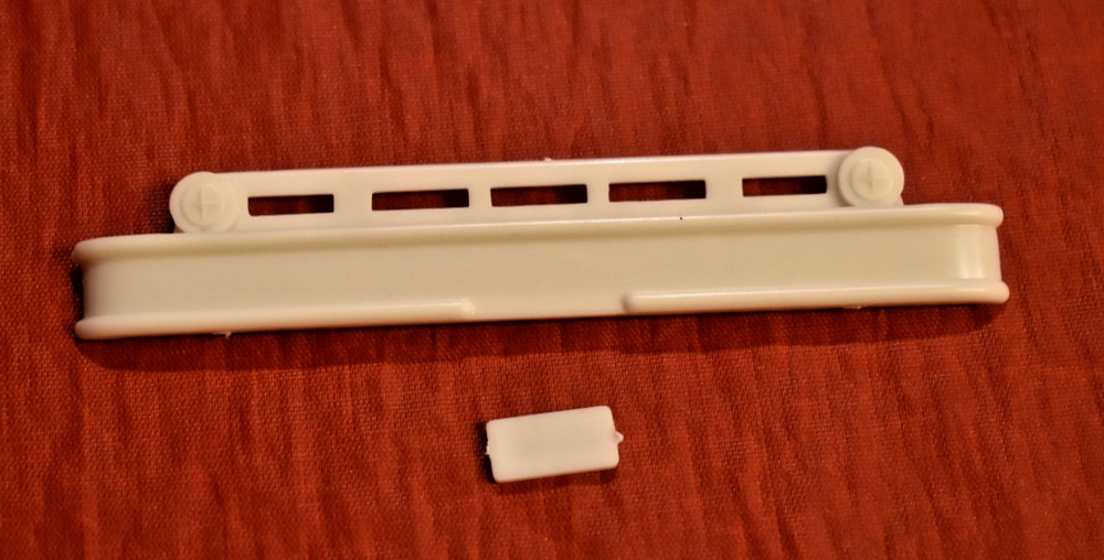 AMT Ford C-600 City Delivery Truck Front Bumper 1/25