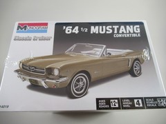 1964 1/2 Mustang Convertible Model Kit Monogram #14019 Level 4 New Sealed 1:24