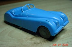 Vintage 1953 Jaguar XK120 Blue Metal Disc Wheels Axles 4-1/8″ long ac21e