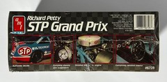 AMT/ERTL 6728 1/25 Scale Richard Petty STP #43 Pontiac Grand Prix – 1990, SEALED