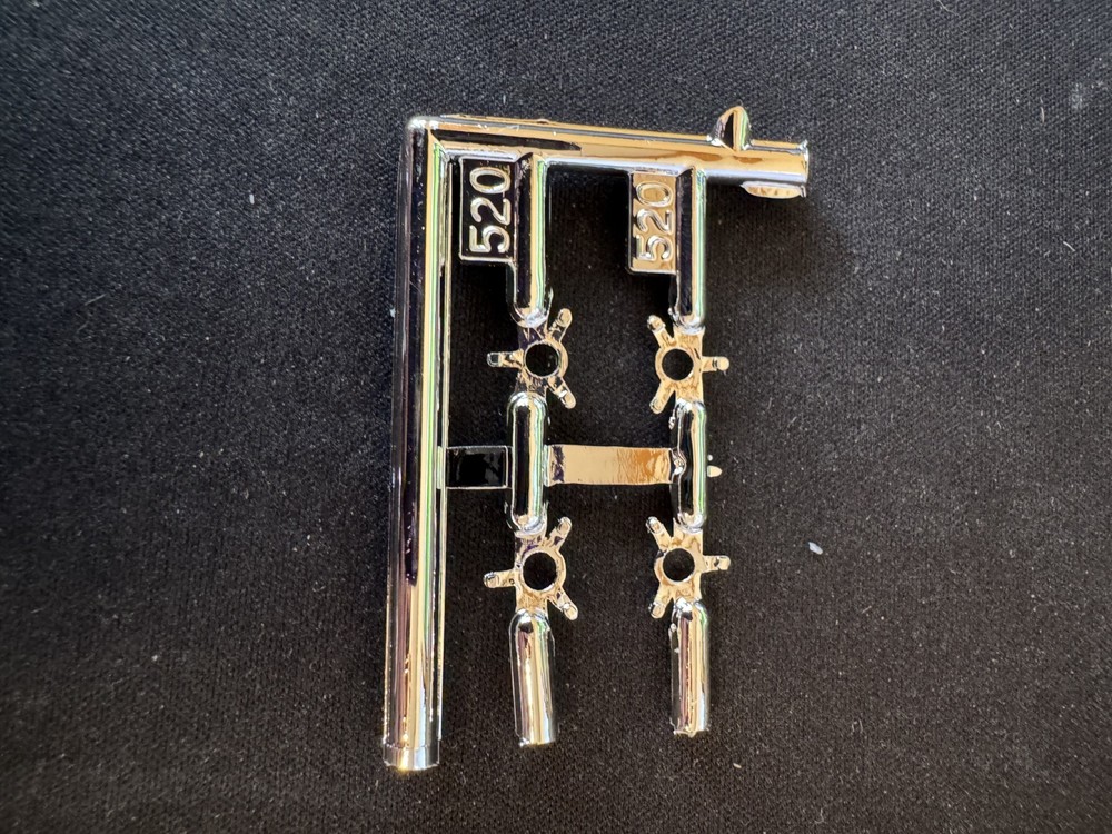 AMT 31979 1/25 58 Edsel Pacer Parts Bash Chrome Knock Offs for Wheels