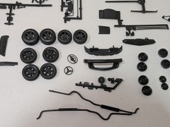 AMT ’49 Ford Car Model Builder Junkyard Parts 1/25 Scale