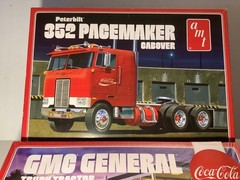 2 AMT 1/25 Peterbilt 352 Pacemaker (Open) & GMC General Truck Tractor (Sealed)