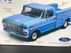 1967 FORD F100 1/25 SCALE TRUCK WITH SERVICE BED MOEBIUS MODEL KIT SEALED/NEW