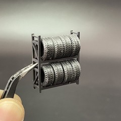 1/64 Diorama Tire Rack With Tires Model For Diecast Car Garage Repair Shop Decor
