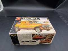 🚦😎🔥AMT Matilda Custom Ford Econoline Van Model Kit 2504 1/25 1978 Rare!🔥😎🚦