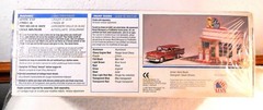 57 Nomad 1/24 Highway Scenes Model Car Kit Gas Station Revell Monogram 1997 NOS