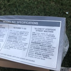 AMT ERTL Hot Trucks ’50 ’55 Chevy ’53 Ford Pickup 1/25 Model Kits Box Bent