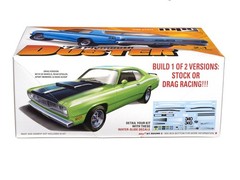 1972 Plymouth Duster 1:25 Scale Model Kit by MPC