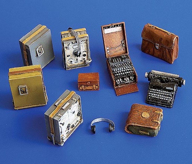 1/35 Scale Die-Cast Resin Model Assembled Kit German Radio Set Scene Model