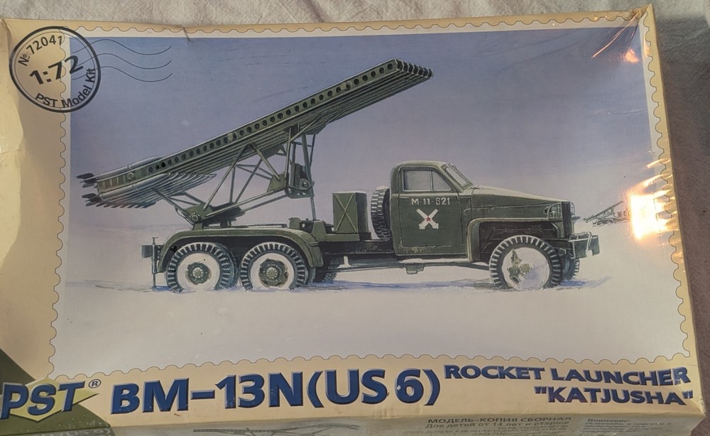 SEALED Modern KATYUSHA Rocket Launcher BM-13N Ukraine WARSAW PACT plastic 1:72