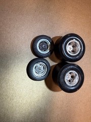 Halibrand Spindle Mount Drag Racing WHEELS Goodyear Slicks Skinny Tires 1/25 SC