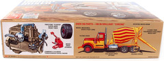 Round 2 Unknown Kenworth/Challenge Transit Cement Mixer 1:25 Scale Model Kit (1