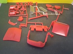 AMT VEGAS 1:25 ’57 T-Bird Ford Thunderbird Model Kit 3105 *PARTS ONLY*
