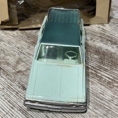 1963 Rambler Classic 4Dr. Wagon Dealer Promo Model Car 1/24 Turquise DAMAGED