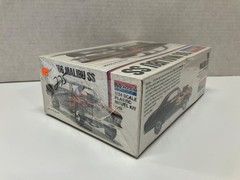 VINTAGE ORIGINAL ISSUE MONOGRAM 1/24 SCALE 1966 MALIBU SS SEALED MODEL KIT
