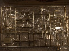 HUBLEY / GABRIEL 1/20 SCALE 1909 MODEL T TOURING METAL MODEL KIT UNASSEMBLED NOS