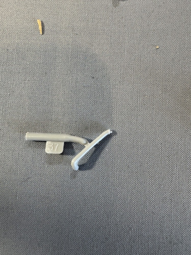 AMT/ERTL 8940 70 Chevelle SS 454 Parts Kit Bash Radiator Hose #37